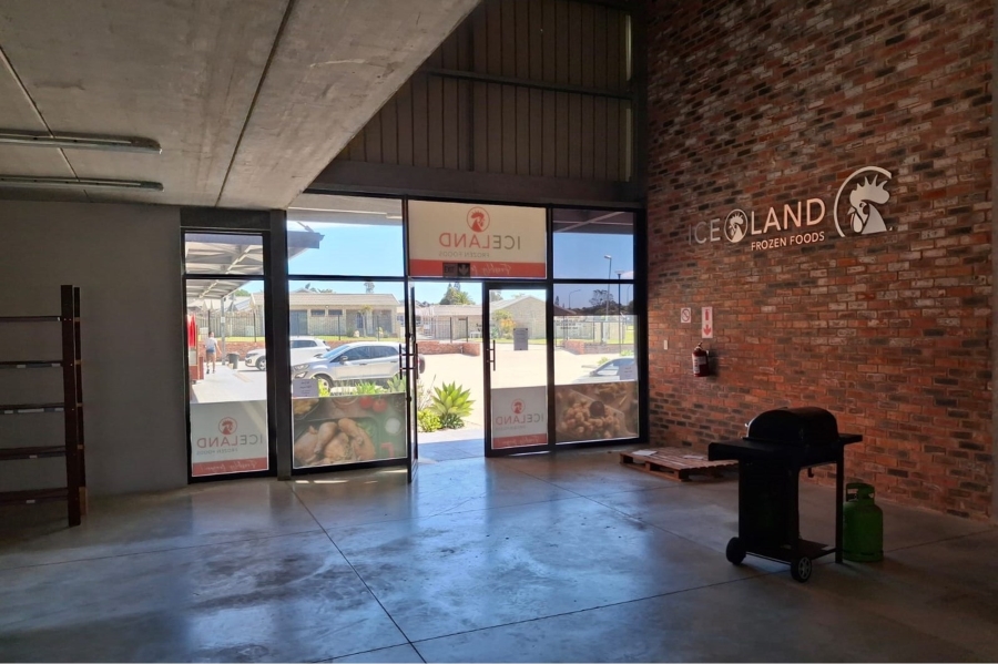 To Let commercial Property for Rent in Sherwood Eastern Cape